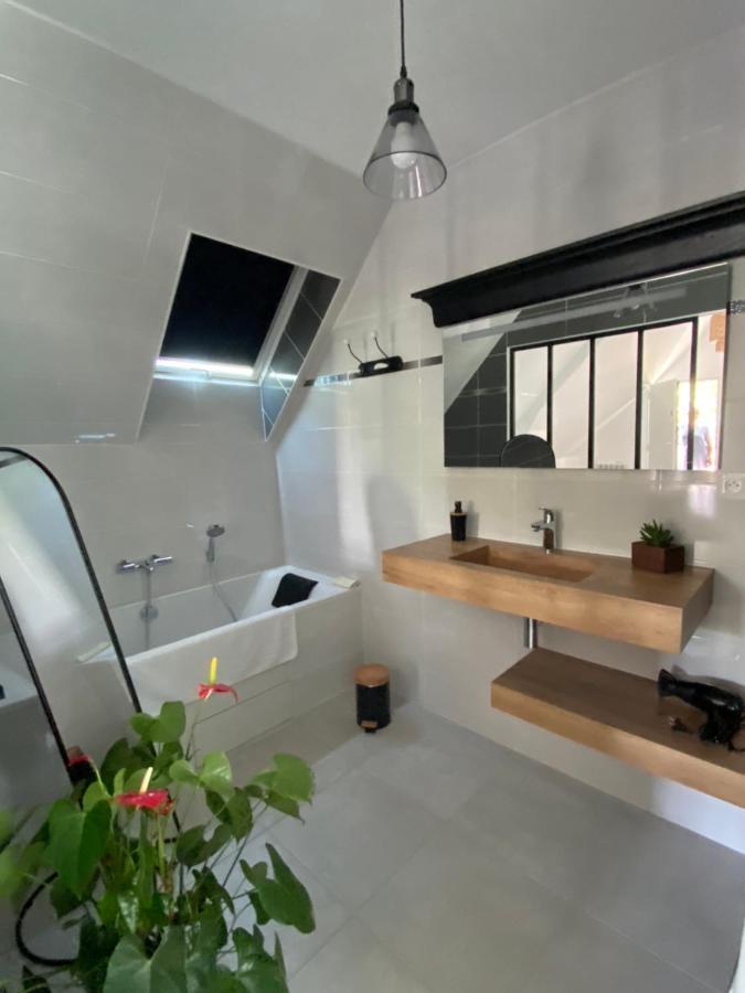 Appartement Lu'Ermael Avec Vue Mont Saint Michel Courtils 외부 사진